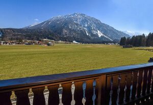 Haus Huberin inkl. Chiemgaukarte – Ferienwohnung 63qm, Balkon, Wohnküche, 2 Schlafzimmer, max 4 Personen