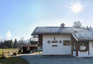 Haus Huberin inkl. Chiemgaukarte – Ferienwohnung 63qm, Balkon, Wohnküche, 2 Schlafzimmer, max 4 Personen
