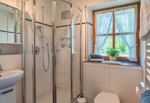 Ferienwohnung Unternberg inkl. Chiemgaukarte – Ferienwohnung Unternberg 58qm Balk., Küche, 1 Schlafzimmer, 1 Wohnschlafz., 2 P.