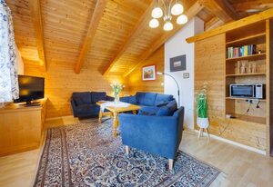 Ferienwohnung Klöpping inkl. Chiemgaukarte – Ferienwohnung 54qm, Balkon, Küche, 1 Schlafzimmer, Wohnzimmer, max. 2 Personen