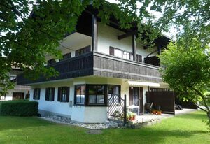 Ferienwohnanlage Hochgern – Ferienwohnung Nr. 17, 50 m², 2-4 Personen, 1 sep. Schlafzimmer, Balkon, WLAN