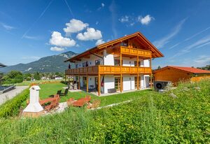 Chiemgauferienwohnungen - Maier – Ferienwohnung Almhüttn 92qm mit 2 Schlafzimmern und 2 Bädern