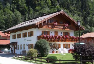 Ferienwohnungen Haus Wiesenblick – Ferienwohnung- 3 Personen, 40qm, 1 Schlafzimmer,  Balkon, WLAN