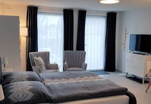 VILLA BERGAUF, Studio Apartment Kaiserin Elisabeth »Sisi« INKL. KÖNIGSCARD !!