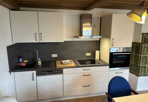 4 Zimmer/ Moderner Alpen-Chic trifft Tradition bei München (EG-R)