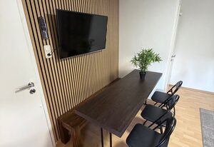 3 Zimmer/ Ruhiges Apartment mit Terrasse: Tor zu den Alpen & München (EG-L)