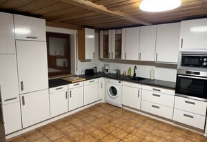 7 Zimmer /Stilvolle Residenz vor den Toren Münchens für 18 Personen  (OG)