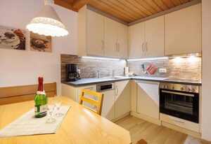 Ferienwohnungen Gastager inkl. Chiemgaukarte – III, Ferienwohnung Unternberg 46qm, Balkon, Kochnische, 2 Schlafzimmer, 1 Wohnz.