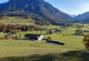 Leiterhof inkl. Chiemgaukarte – Ferienwohnung Vroni 50qm, Balkon, Küche, 1 Schlafzimmer, Wohzimmer, max 2 Pers.