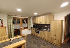 Beim Radl-Sepp inkl. Chiemgaukarte – Ferienwohnung Zellerberg 56qm, Küche, 1 Schlafzimmer, 1 Wohnschlafzimmer