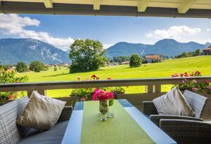 Ferienwohnung Hörndlwand inkl. Chiemgaukarte – Ferienwohnung Hörndlwand Ruhpolding 56qm; Balkon, Wohnschlafzimmer, Küche,  2 P.