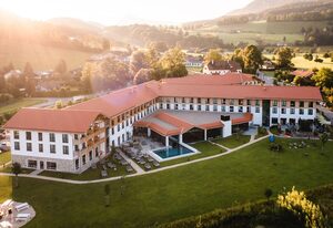 aja Ruhpolding – Doppelzimmer mit Bergblick, Dusche und WC, TV