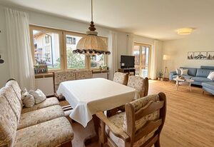 Zuhause 31 – Ferienwohnung für max. 6 Personen mit Balkon