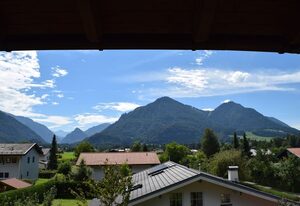 Ferienwohnungen "Am Golfplatz" inkl. Chiemgaukarte – Appartement Almblick 38 qm, 1 Wohnschlafraum, Terrasse, WLAN, max. 3 Pers.