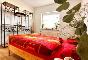 Ferienwohnung Valentina inkl. Chiemgaukarte – Ferienwohnung 63 qm, Terrasse mit Blick auf die Berge, Schlafzi., Wohnzi., DuWc, max.4 Pers