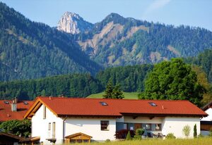 Ferienhaus Haas inkl. Chiemgaukarte – Ferienwohnung Haas 65 qm, 1 Schlafzimmer, 1 Wohnraum, Essküche, Duschbad, WLAN