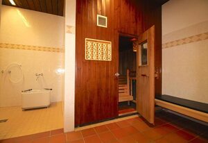 Farchanter Alm, App. Barwinski-Schön (Alp. Hol – Appartement/Fewo, Dusche, WC, Wohn-/Schlafraum