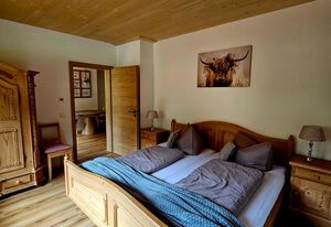 Ferienwohnung Brandstein inkl. Chiemgaukarte – Ferienwohnung 50qm, Balkon, Küche, Wohnz., Schlafz., max. 2 Pers.