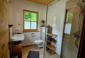 Ferienwohnung Brandstein inkl. Chiemgaukarte – Ferienwohnung 50qm, Balkon, Küche, Wohnz., Schlafz., max. 2 Pers.