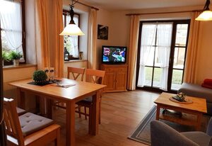 Ferienwohnung Gipfelstürmer - Am Sonneneck inkl. Chiemgaukarte – Ferienwohnung Gipfelstürmer 53qm, Balk., Küche, 1 Schlafz., 1 Wohnz., max. 2 P.