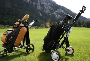 Ferienwohnungen Ortner-Hof inkl. Chiemgaukarte – Apartment Zirbelstubn 25qm, Wohnschlafzimmer, Kochnische, WLAN, max. 2 Pers.