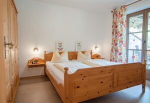 Ruhpolding Ferienwohnung für 4  Personen mit Bergblick, Sauna und Terrasse