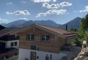 Bergsucht Ruhpolding – Chalet Ferienhaus 110qm, 3 Schlafz., Wohnzi., off. Kamin, Balk., 2 Bäder, 2 WCs