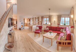 Ferienwohnungen im Rosengarten inkl. Chiemgaukarte – Ferienwohnung Jasmin mit Südterrasse und Bergblick