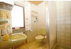 Ferienwohnungen Praxenthaler inkl. Chiemgaukarte – Ferienwohnung 2 Rauschbergblick 36qm, Süd Balkon, Kochnische, WLAN, 2 P.
