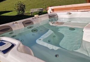 Landchalet – Ferienhaus mit Pool und Sauna