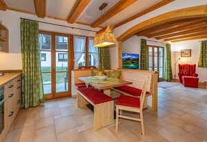 4erspitzblick, Ferienhaus – "Stoaröserl"-  FeHaus/3 Schlafräume/Dusche,WC