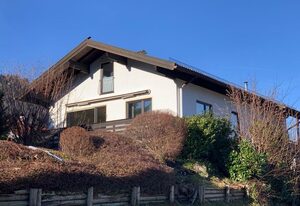 alpinzeit.bayern Tanja und Thomas Preinfalk inkl. Chiemgaukarte – 1-Raum Ferienwohnung 33qm im Dachgeschoss mit Südbalkon/Bergblick