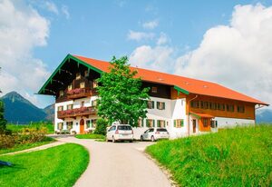 Riederhof inkl. Chiemgaukarte – 5 Ferienwohnung Kienberg 35qm, Balkon, Kochnische, 1 Schlafz., Wohnz., 2 Pers.