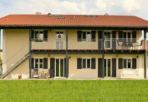 Ferienhof Nirschl – Ferienwohnung Sonnenaufgang (120qm) mit Wellness-Bereich und Garten