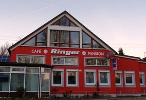 Cafe und Pension Ringer – Doppelzimmer abseits von Lärm und Hektik mit Café im Haus