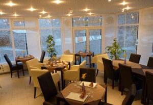 Cafe und Pension Ringer – Doppelzimmer abseits von Lärm und Hektik mit Café im Haus
