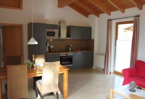 Ferienwohnung Almrausch – Ferienwohnung (EG, 2 Schlafz.)