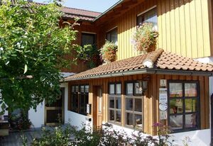 Gäste- & Appartementhaus Weber - Gästezimmer – Doppelzimmer mit Du/WC/Fön und Balkon/Terrasse