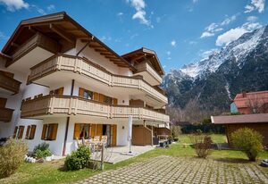 Burgberg - Haus Karwendel, Ferienwohnung – Fewo/2 Schlafräume/Dusche, WC
