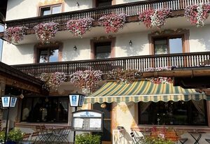 Alpenhof Wallgau – "Alpenhof Panorama Komfort" FeWo mit Wohnküche