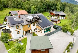 Bergkristall, Gästehaus – "Karwendel" Fewo / 1 Schlafraum, Dusche, WC