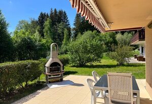 Feriendorf im Bayerischer Wald – Ferienhaus 12  See-und Bayerwaldblick, 30 m zum See 2-10 Pers plus 2 Babys und Hunde im Feriendorf Hohen Bogen