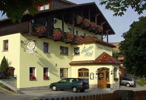 Gästehaus Arracher Hof – FEWO Riedelstein
