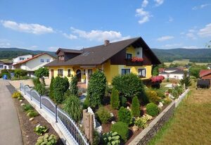 Landhaus Simon – Ferienwohnung 75qm mit Terrasse