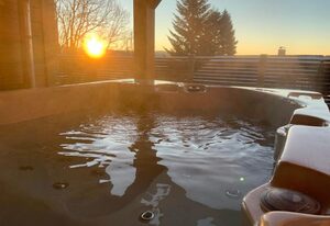 Chalets zum Latschen – Chalet Almbergblick mit Whirlpool (Frühstück, Klimaanlage, Netflix, Infrarotkabine)