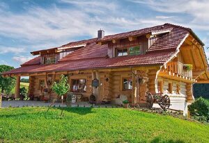 Holzhaus Lugerhof – Ferienwohnung Holzwurzel