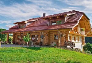 Holzhaus Lugerhof – Ferienwohnung Holzwurzel