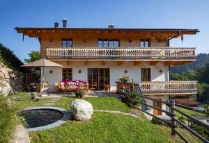 Ferienwohnungen Fendl – Das Chalet