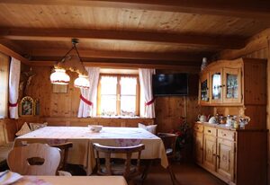 Haus Andrea Gästezimmer und Ferienwohnung – Dreibettzimmer