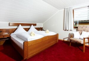 Hotel Waldfrieden – Doppelzimmer mit Balkon